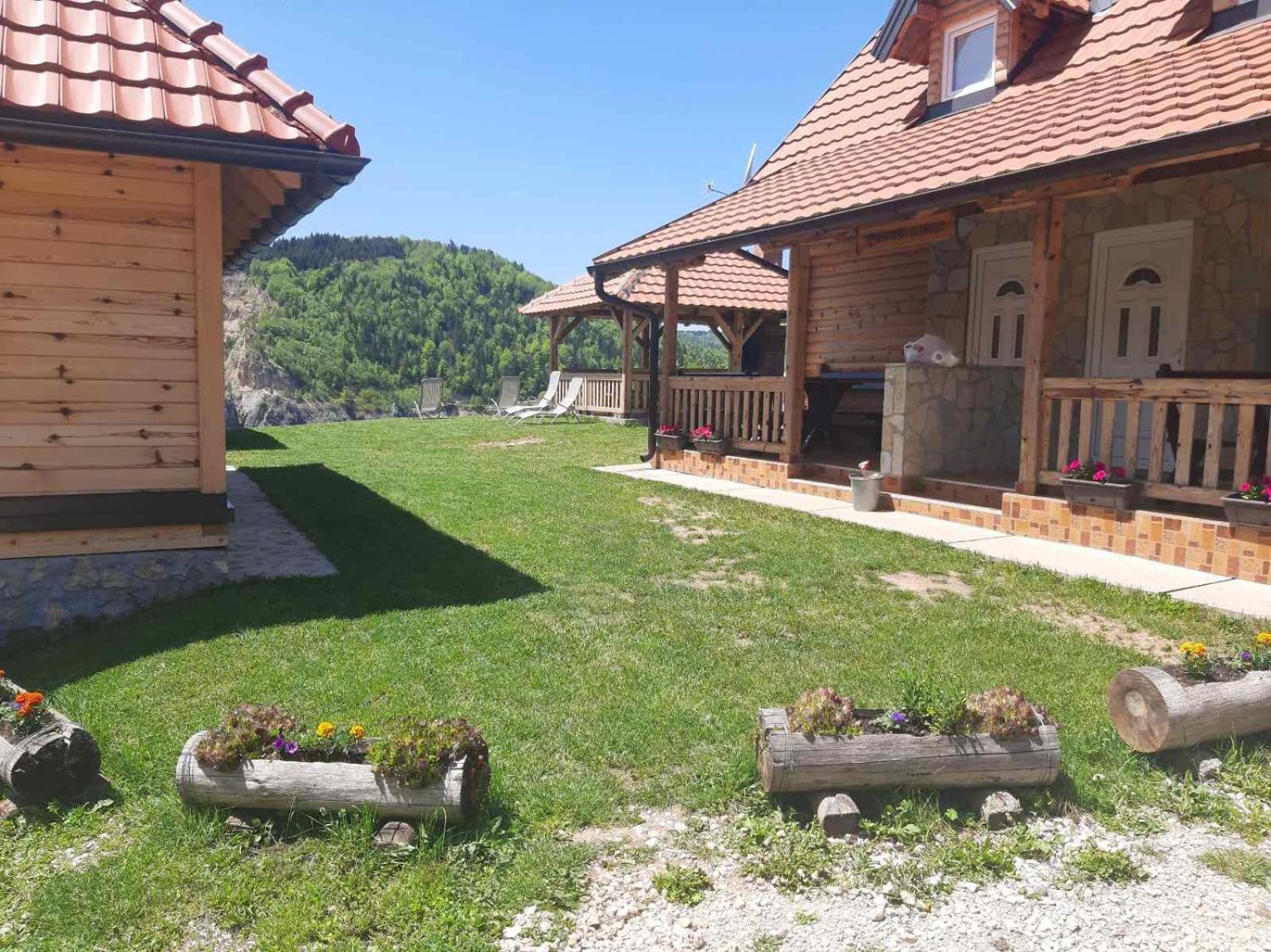 Ferienwohnung Draganovi Konaci Zaovine Exterior foto